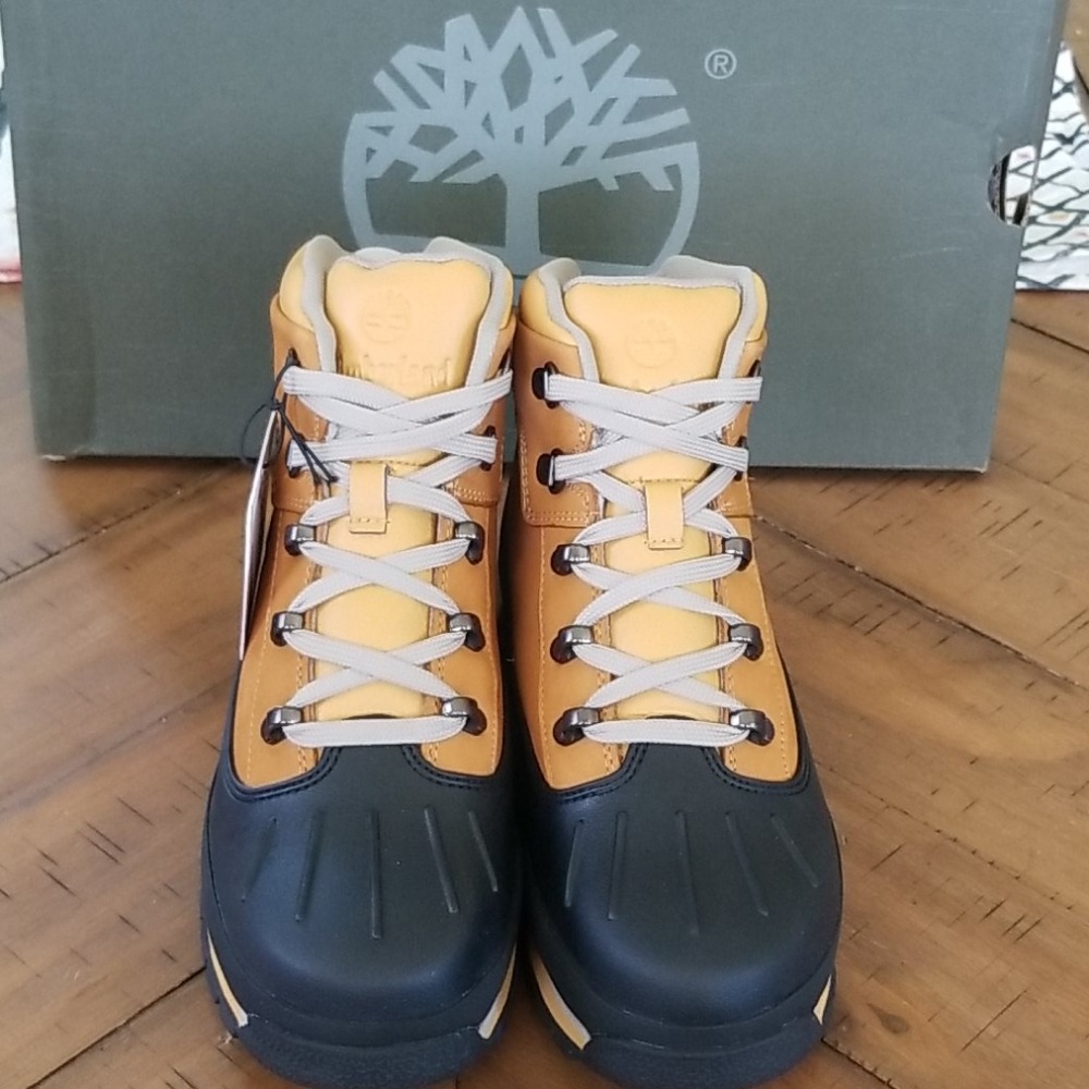 🆕️ Timberland Boots - Picture 2 of 7